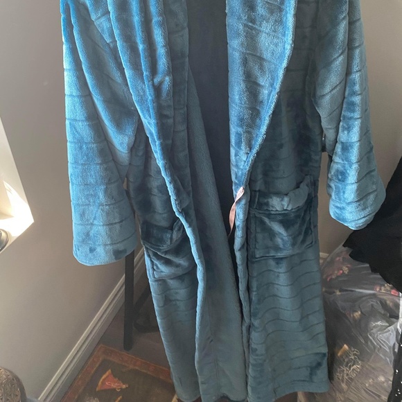 TURQUOISE Bath robe - Picture 2 of 3